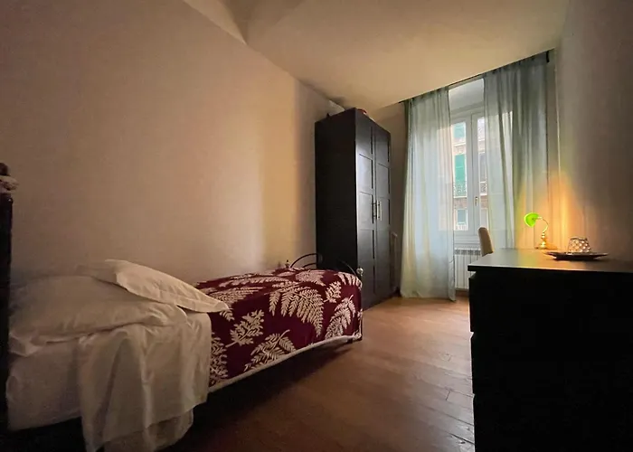Paradise Rooms - Brignole Station